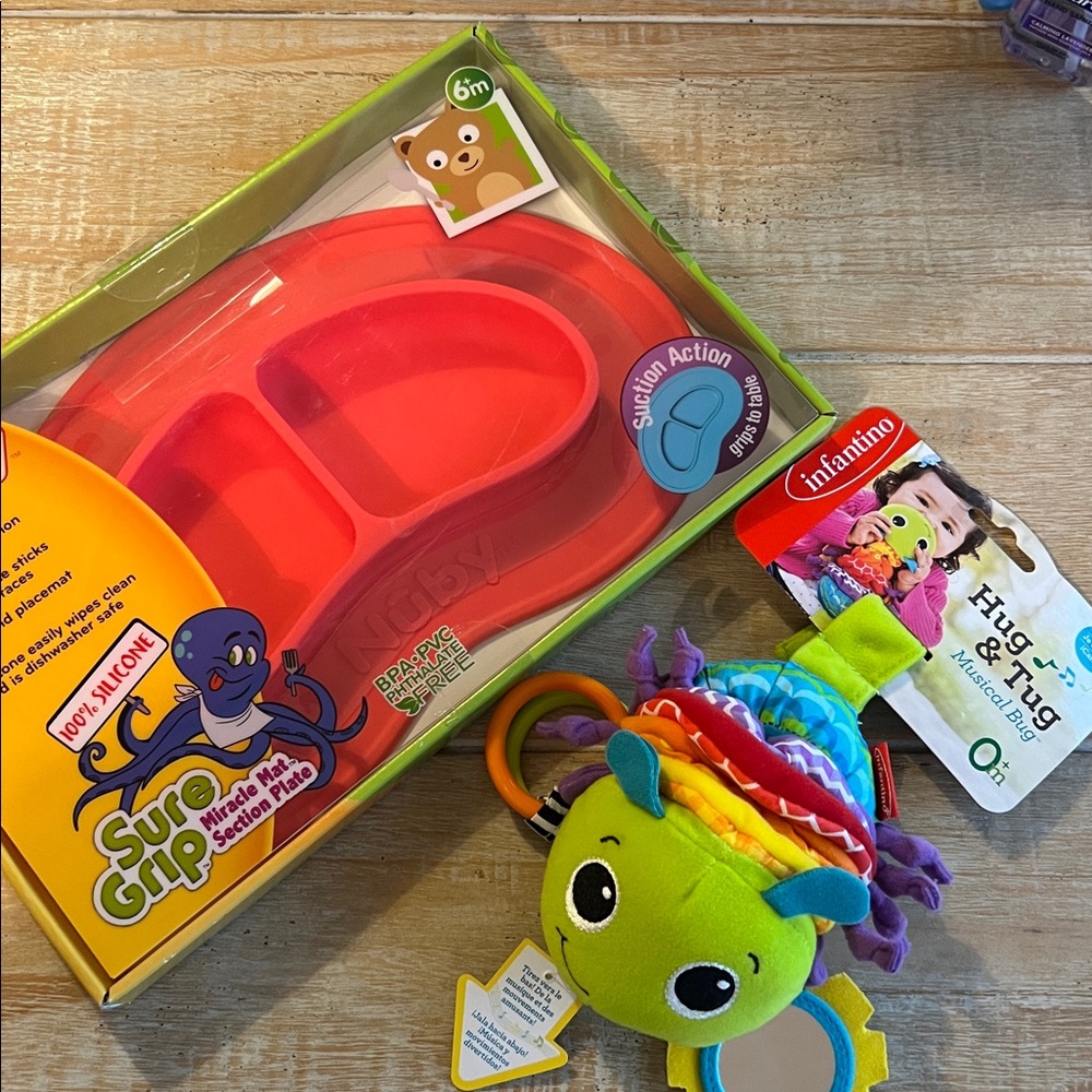 Infantino Colorful Musical Bug Toy and Red Suction Plate Set